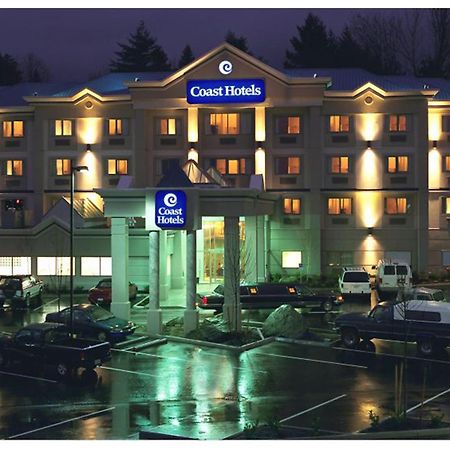 Coast Abbotsford Hotel & Suites Exterior foto