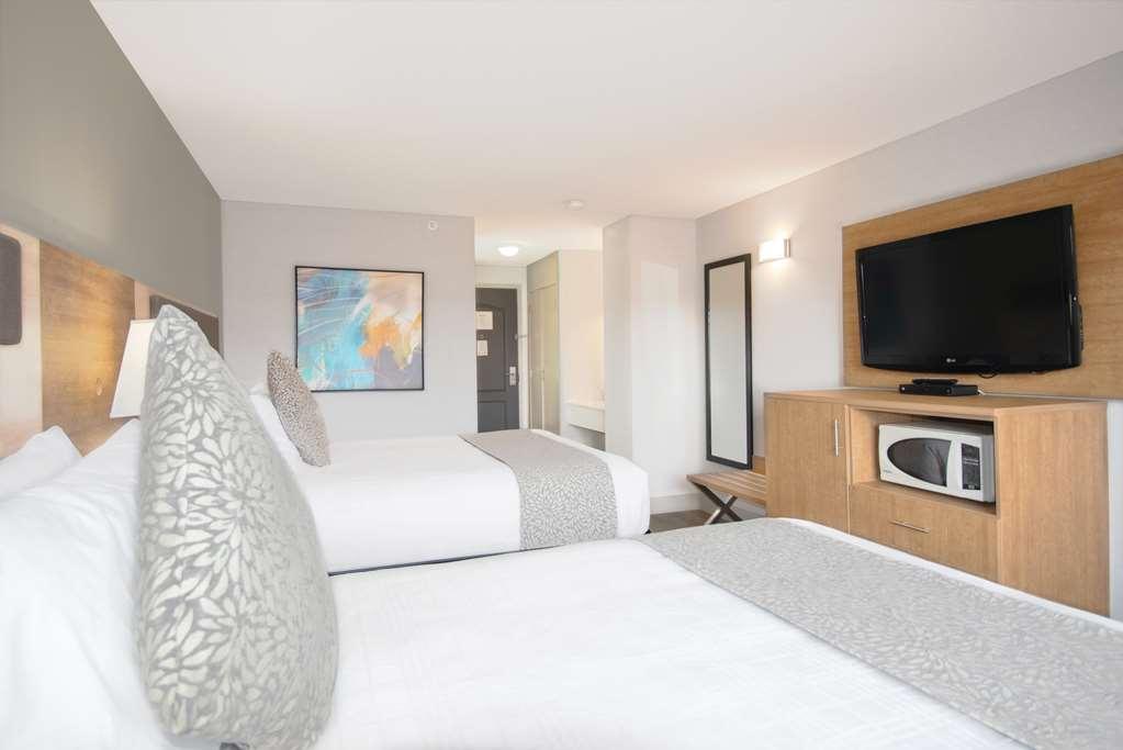 Coast Abbotsford Hotel & Suites Habitación foto